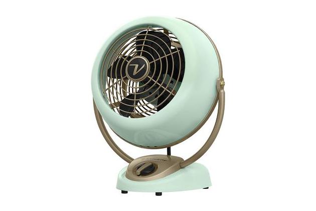 target battery operated fan